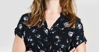 Affiche de Célia Pelluet, en rodage à Paris avec "Les particules hésitent aussi" avec Célia Pelluet