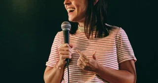 Affiche de Le Kube Comedy Club : du stand up dans un cadre époustouflant